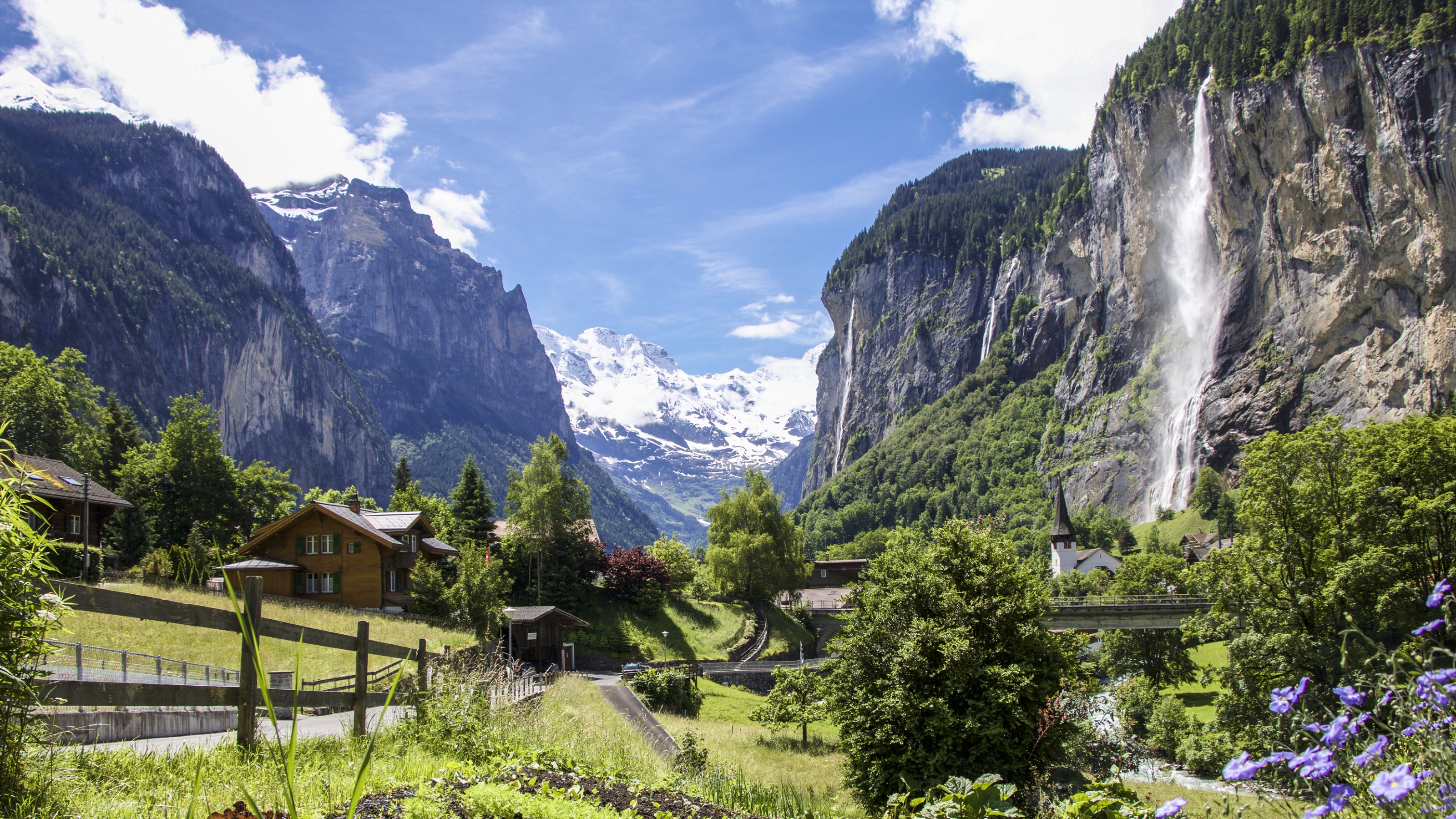 In the valley of 72 waterfalls | Switzerland Tourism
